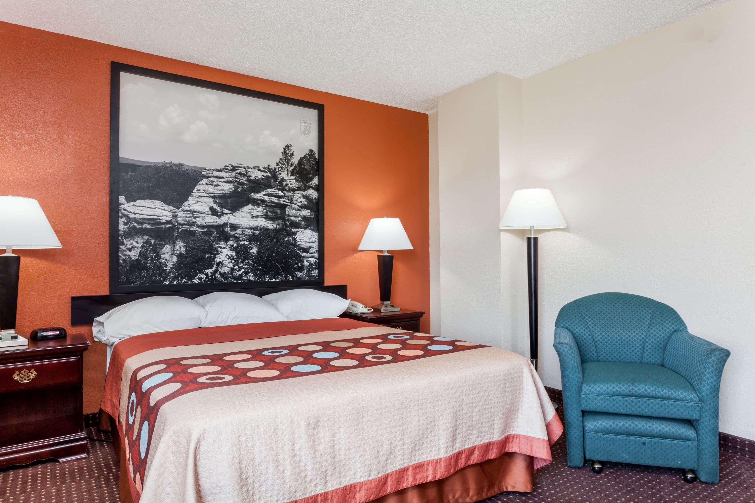 Hotel Super 8 By Wyndham Harrisburg Extérieur photo