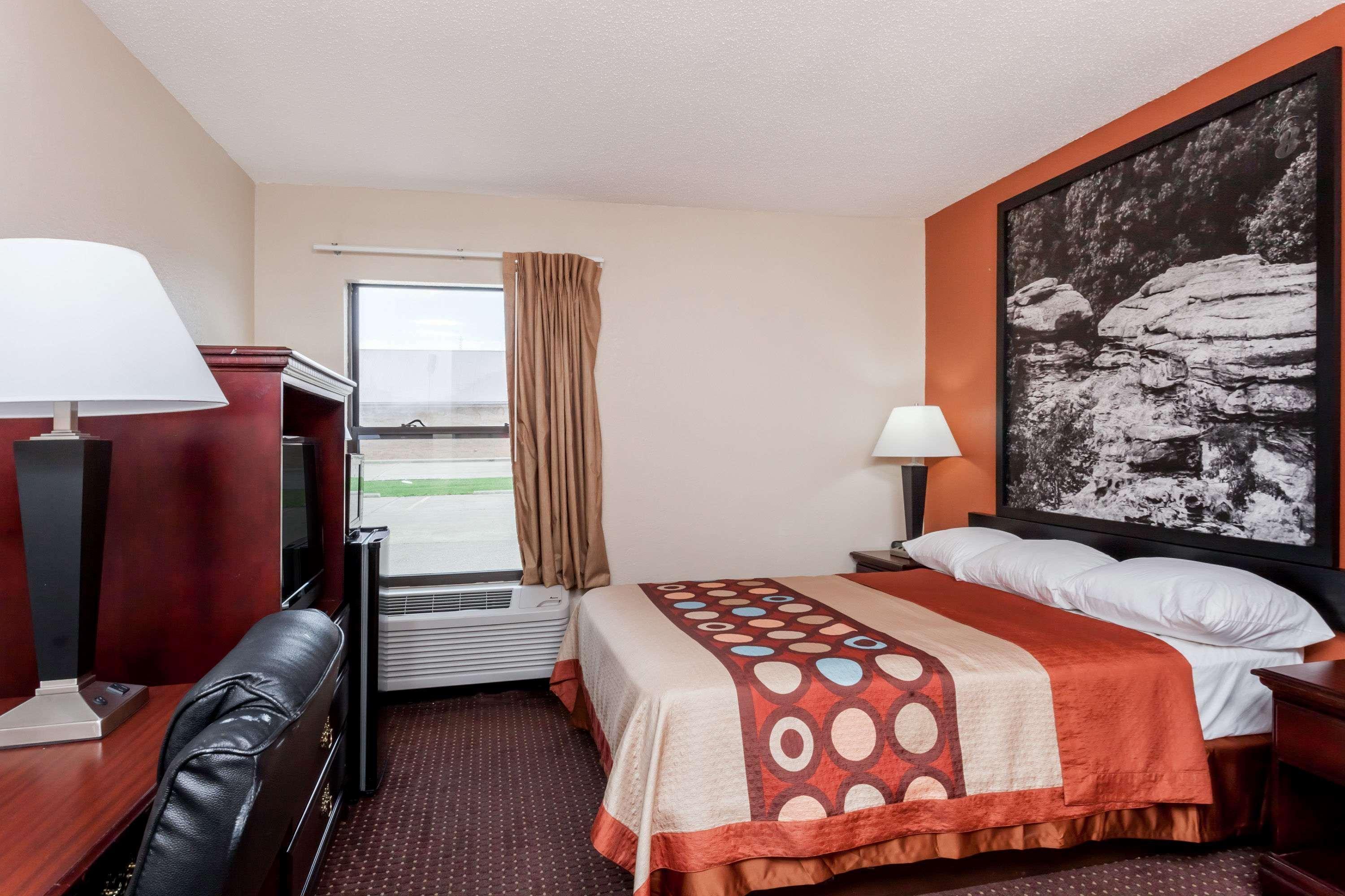 Hotel Super 8 By Wyndham Harrisburg Extérieur photo