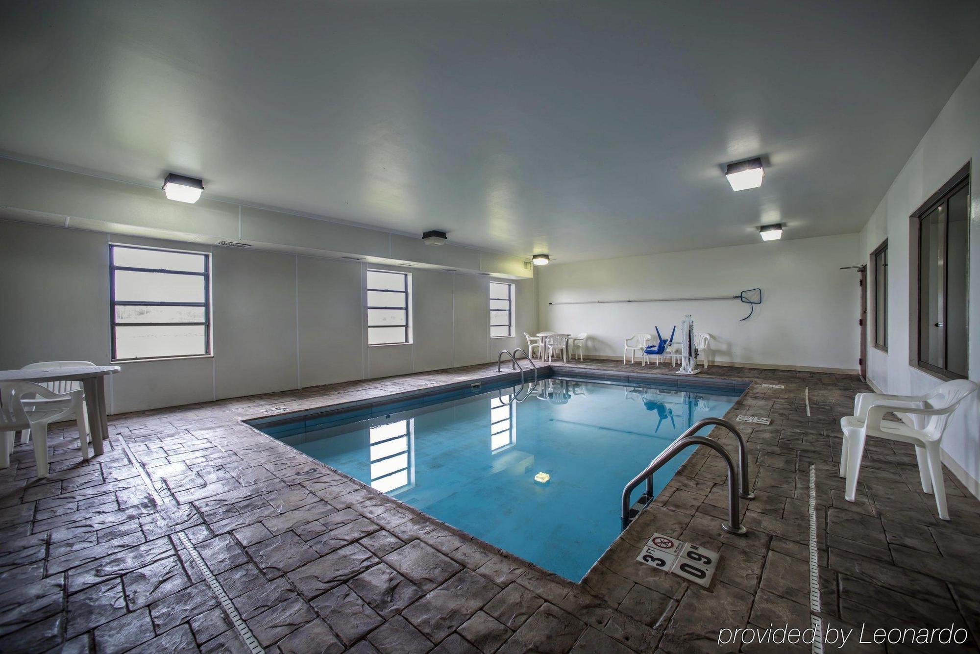 Hotel Super 8 By Wyndham Harrisburg Extérieur photo